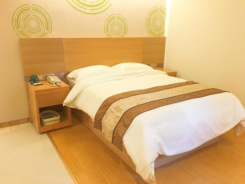 Greentree Inn Jiangxi Fuzhou Gandong Bridge Express Hotel Exterior foto