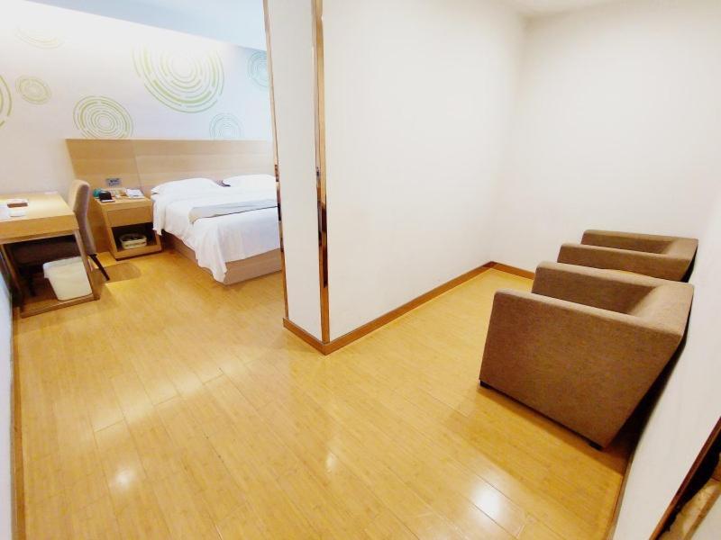 Greentree Inn Jiangxi Fuzhou Gandong Bridge Express Hotel Exterior foto